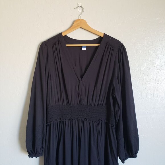 Old Navy Smocked Plunge V-Neck Eyelet Maxi Dress Black Size XL Peasant Cottage - Picture 3 of 13